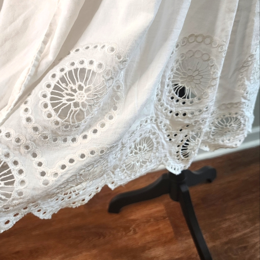 Cotton lace eyelet OTS dress - Picture 8 of 9